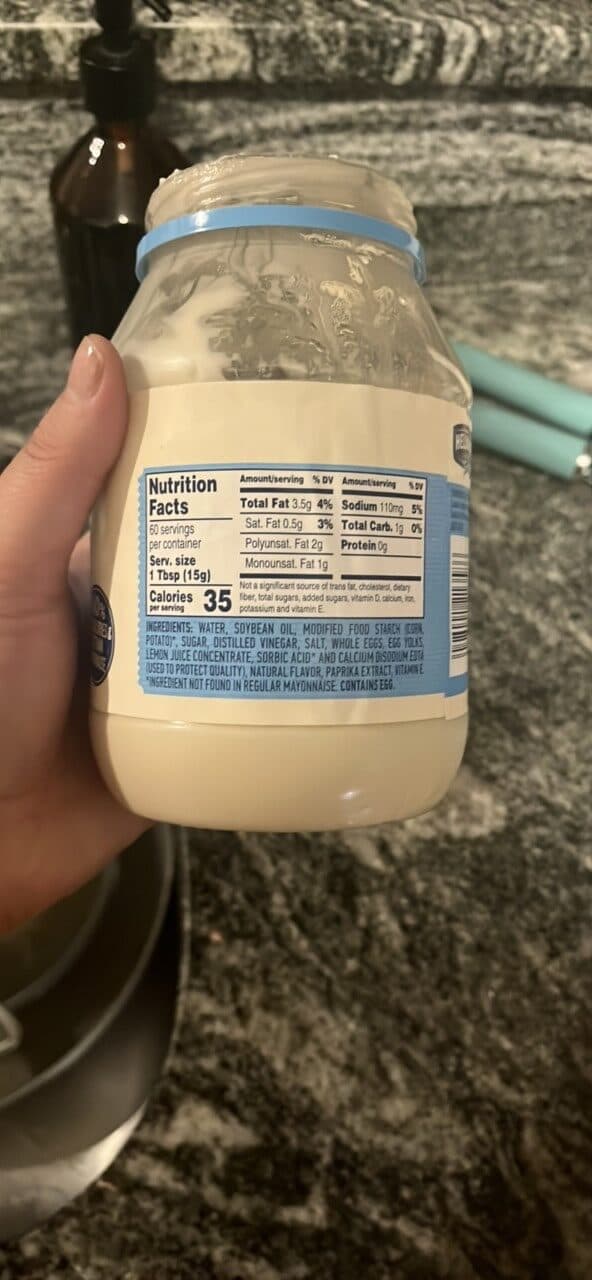 Hellmann's Light Mayonnaise packshot
