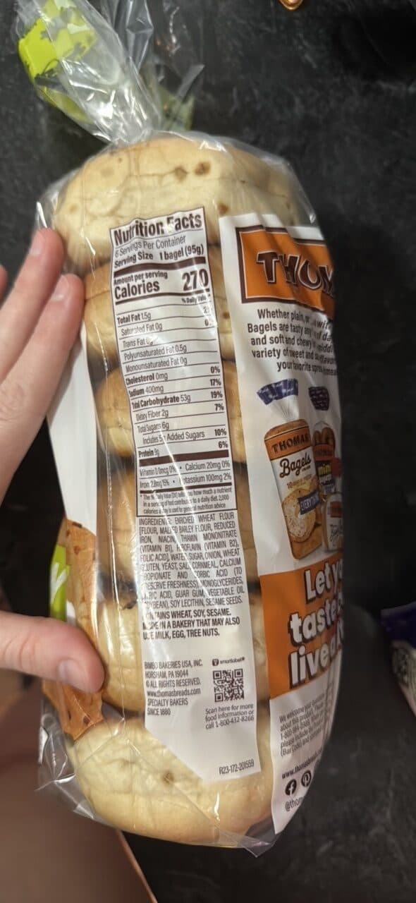 Thomas' Onion Bagels packshot