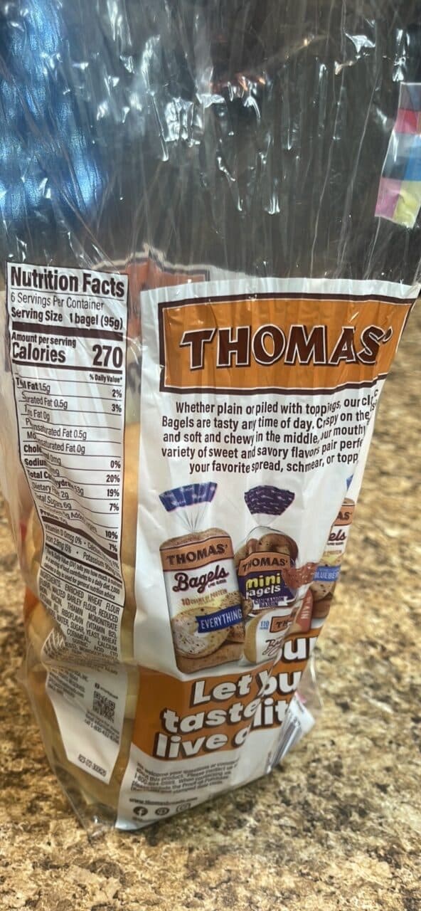 THOMAS' Plain Bagels packshot