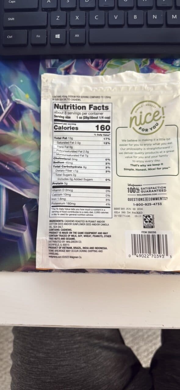 nice! FOR YOU Roasted Cashews Halves & Pieces Lightly Sea Salted packshot