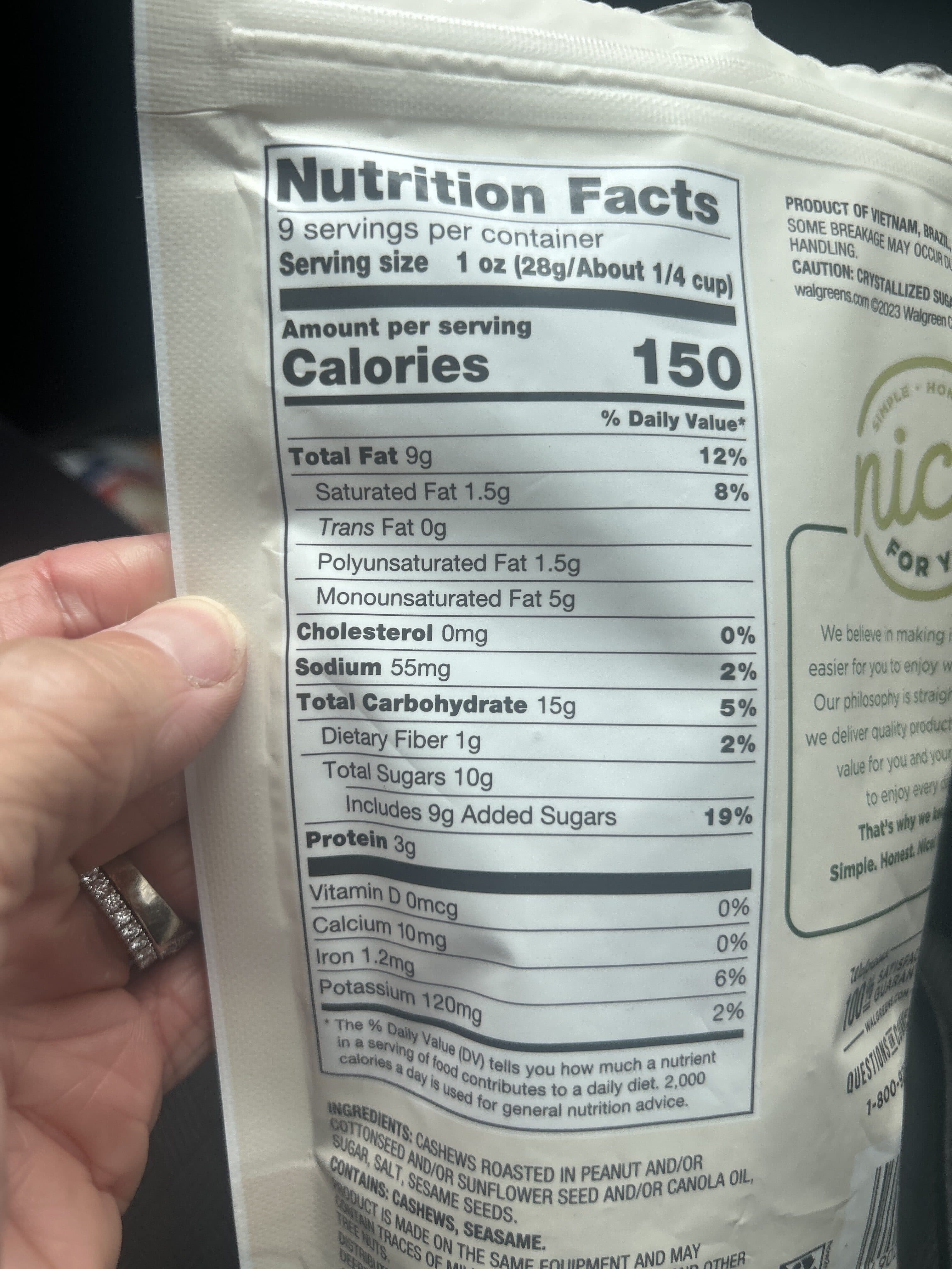nice! Sesame Cashews packshot