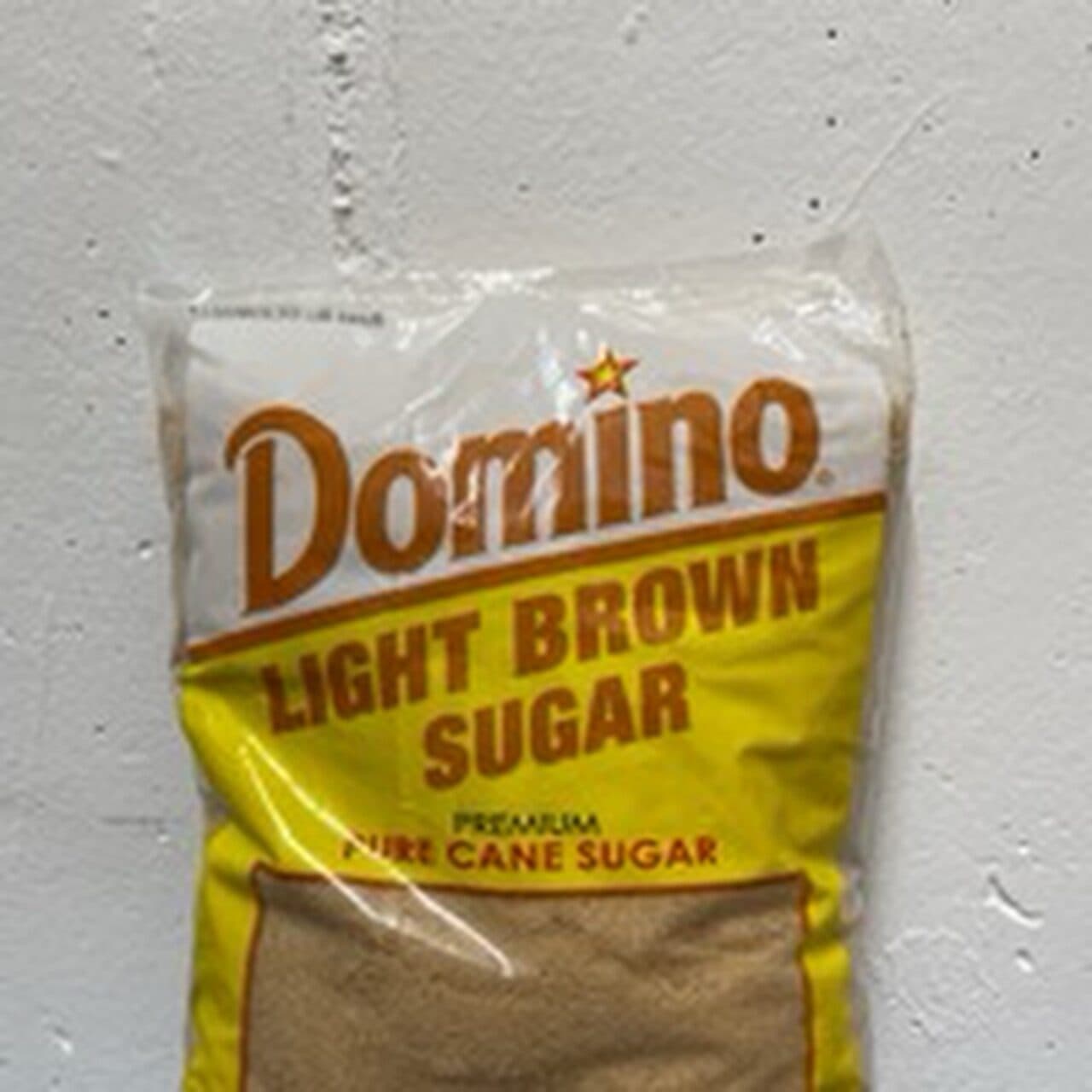 Domino Light Brown Sugar (Molasses Declared) packshot