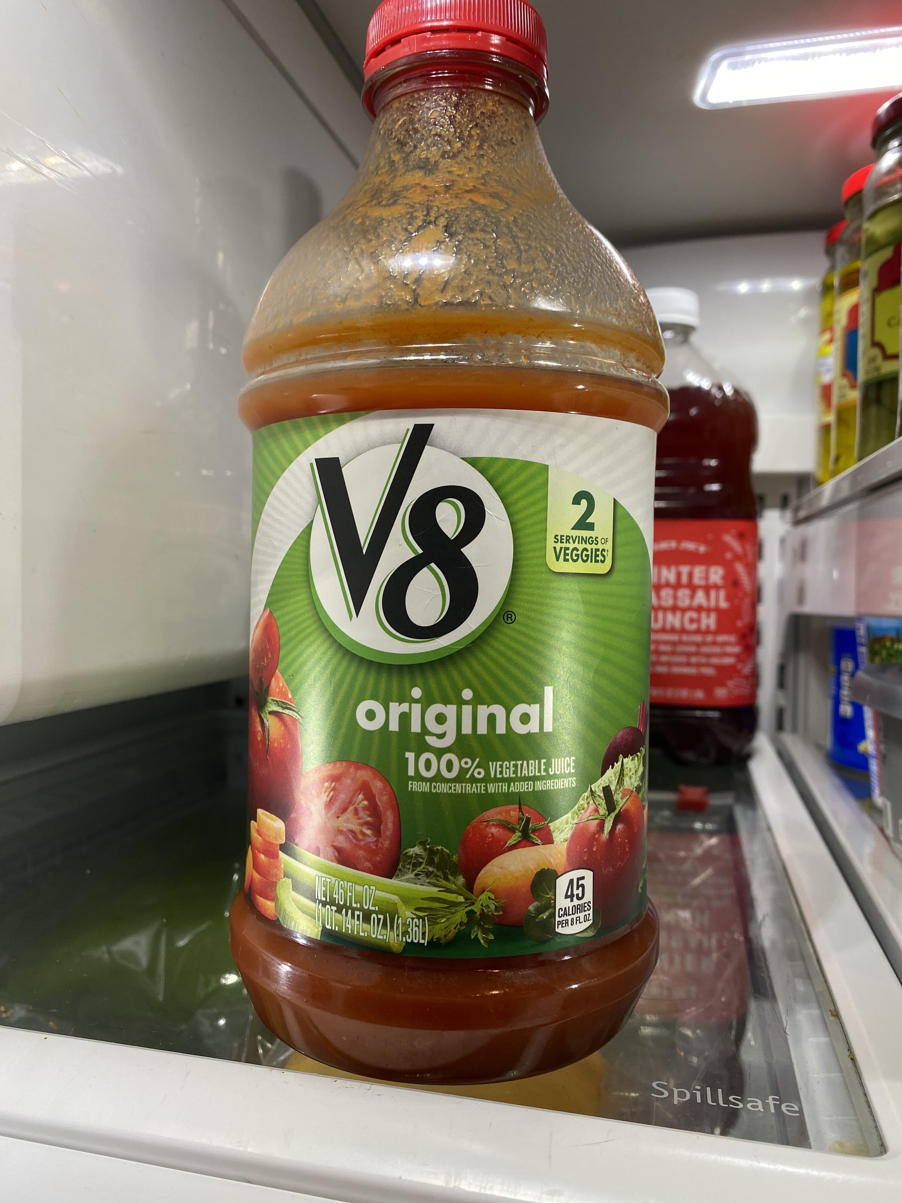 V8 V8 100% vegetable juice packshot