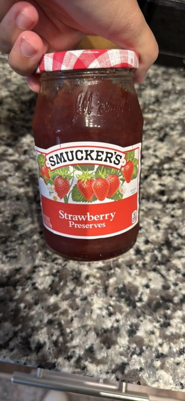 Smucker's Strawberry Preserves packshot