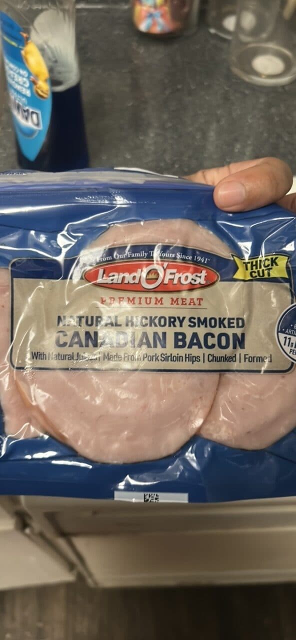 Land O' Frost Natural Hickory Smoked Canadian Bacon packshot