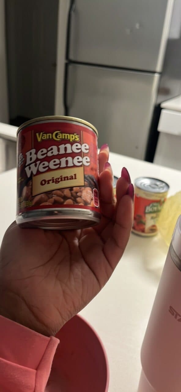 Van Camp's Beanee Weenee original packshot