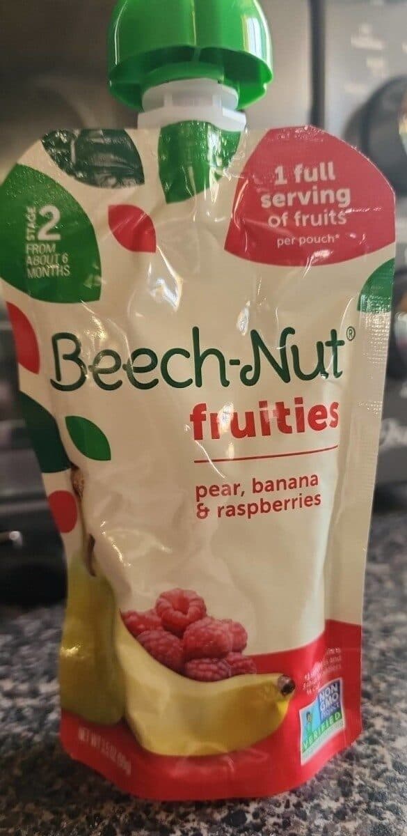 Beech-Nut Pear, Banana & Raspberry Puree packshot