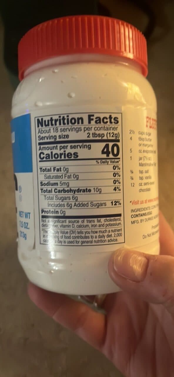 fluff Marshmallow fluff packshot