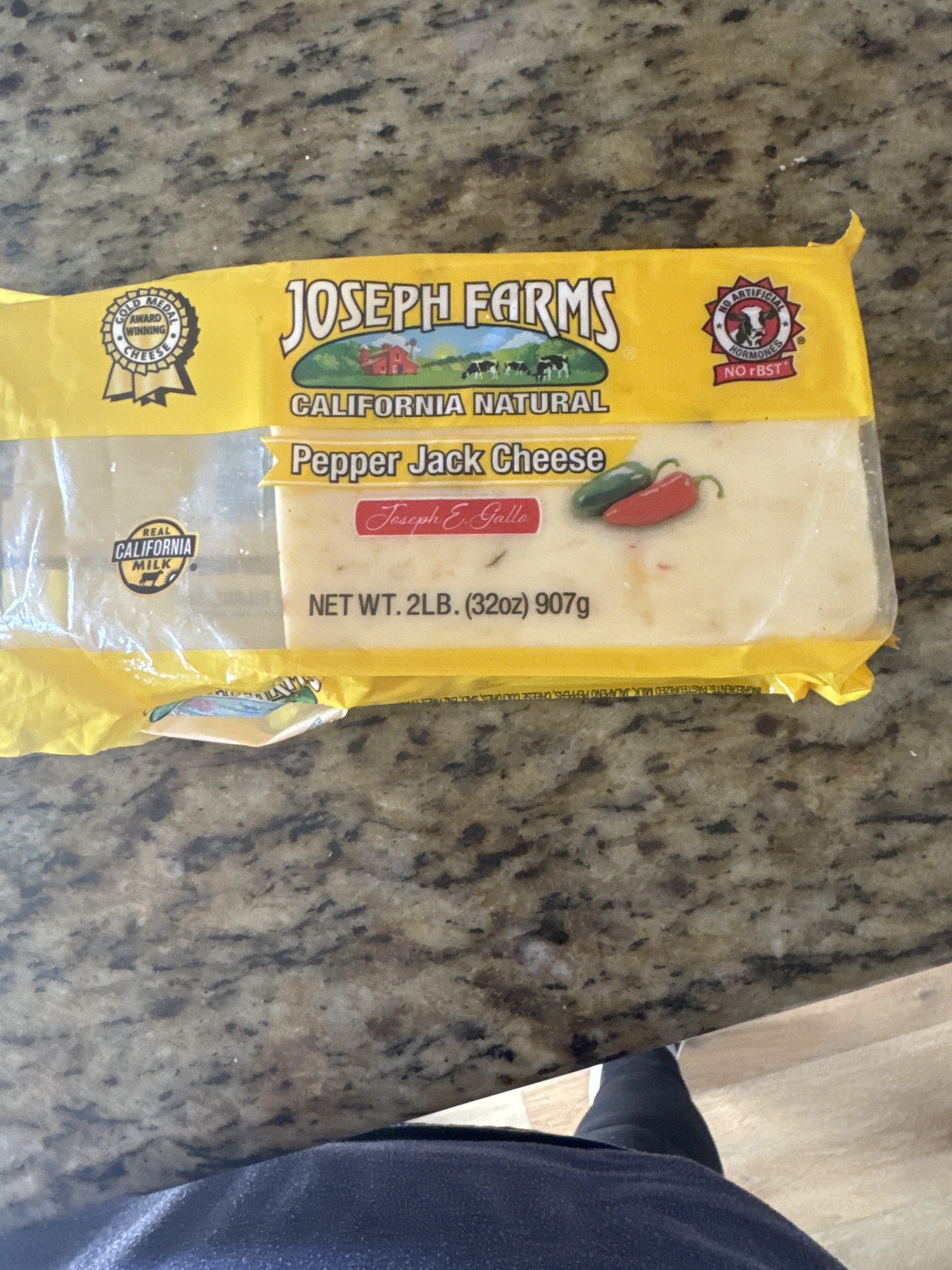 Joseph Gallo Farms Pepper Jack Cheese packshot