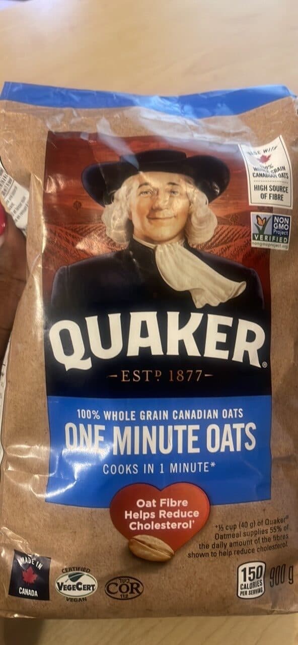 QUAKER ONE MINUTE OATS packshot