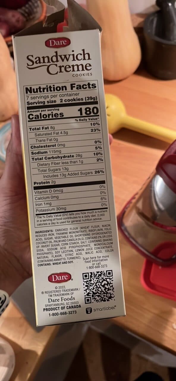 Dare Sandwich Creme Cookies Lemon packshot