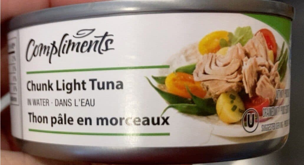 Compliments Chunk light tuna in water packshot