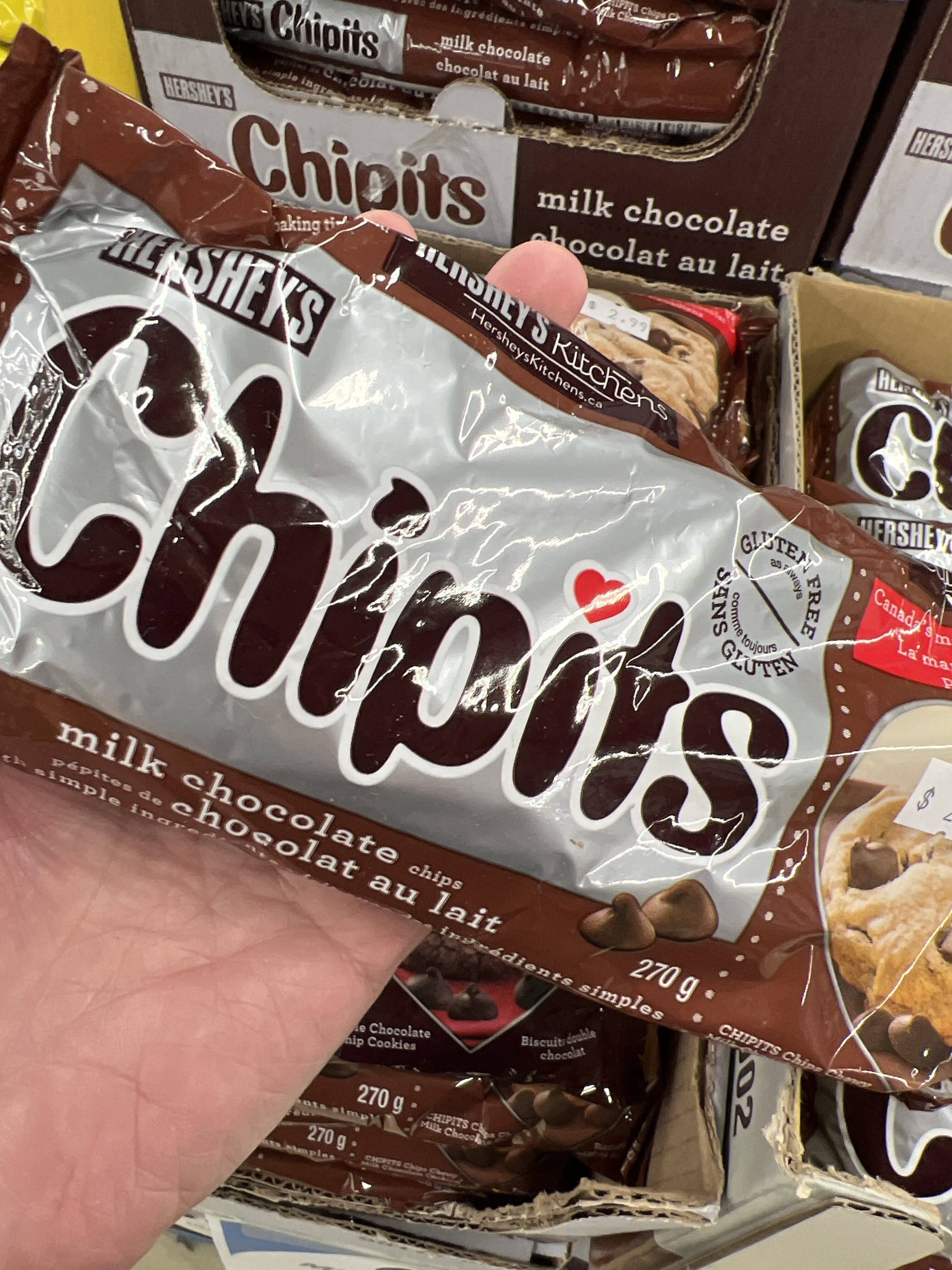 Hershey s Milk.choclate chips packshot