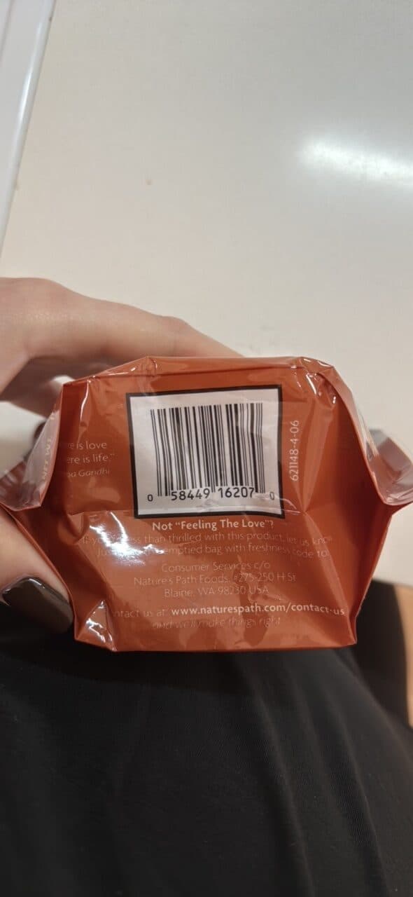 Nature's Path Love Crunch Dark Chocolate & Peanut Butter packshot