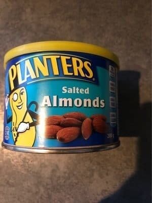Planters Salted Almonds packshot