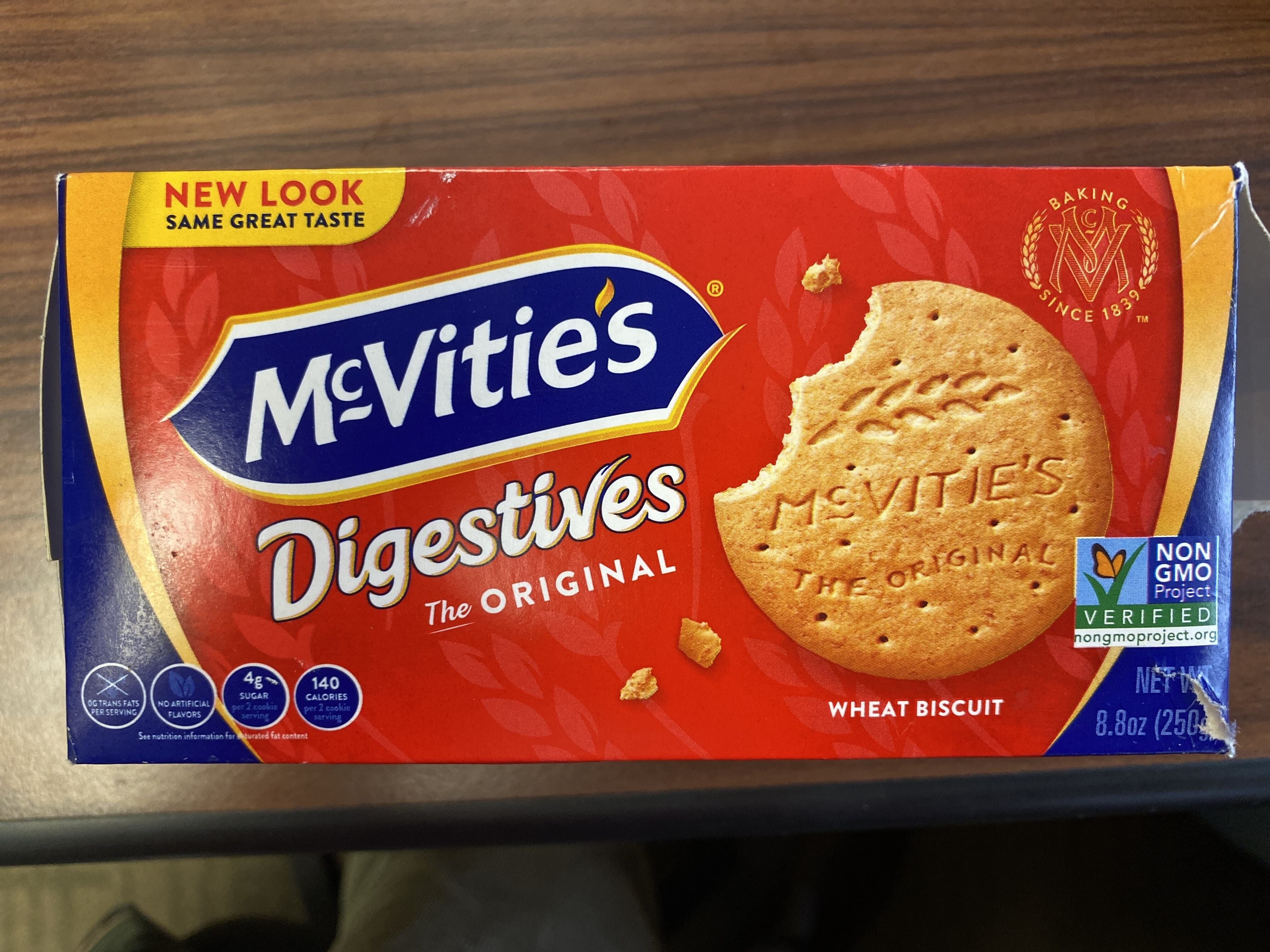 Mcvitie's Digestives packshot