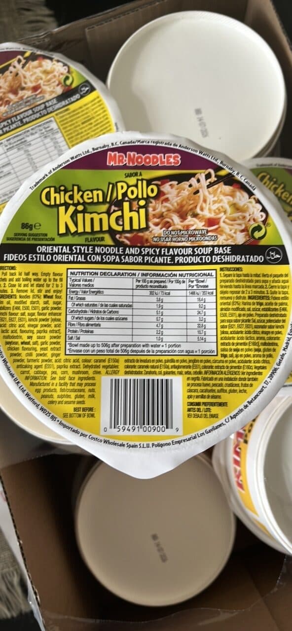 Mr. Noodles Kimchi au poulet packshot