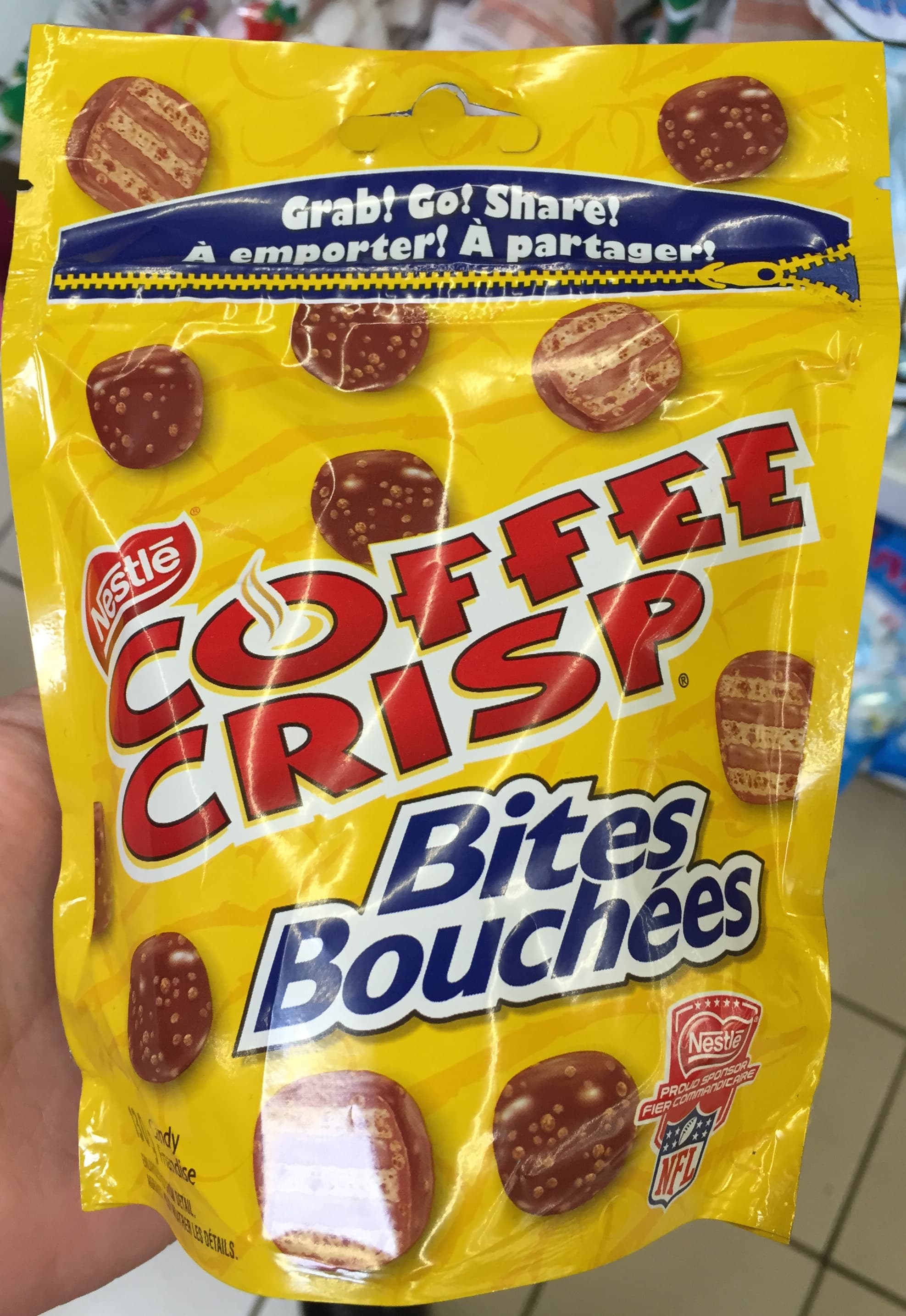 Nestlé Bouchées Coffee Crisp Bites packshot