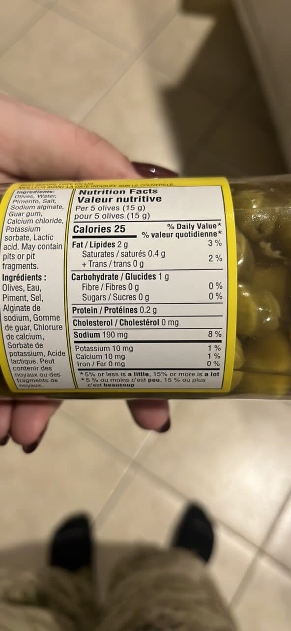 no name Olives packshot