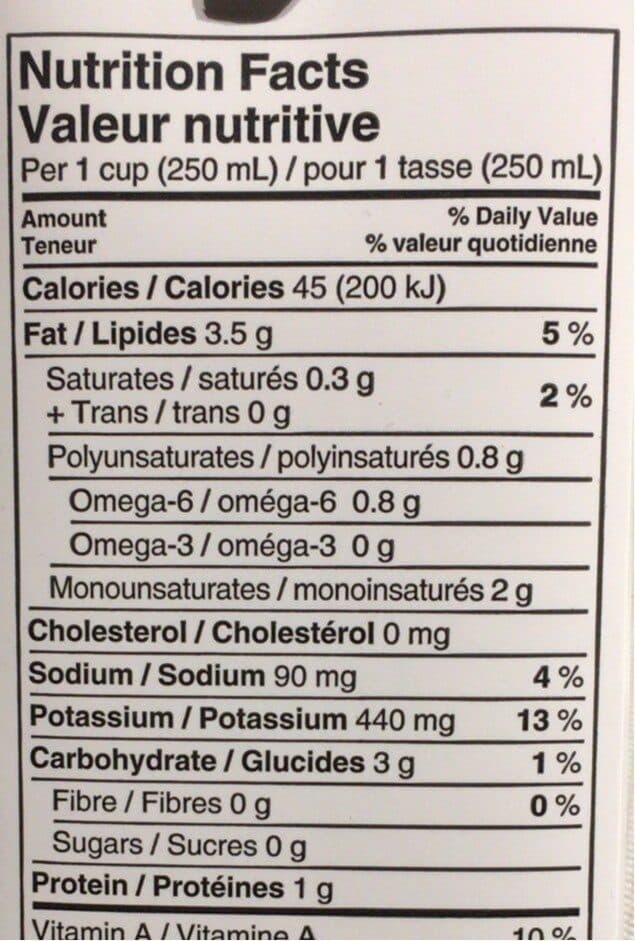 President's Choice Original unsweetened fortified almond beverage packshot