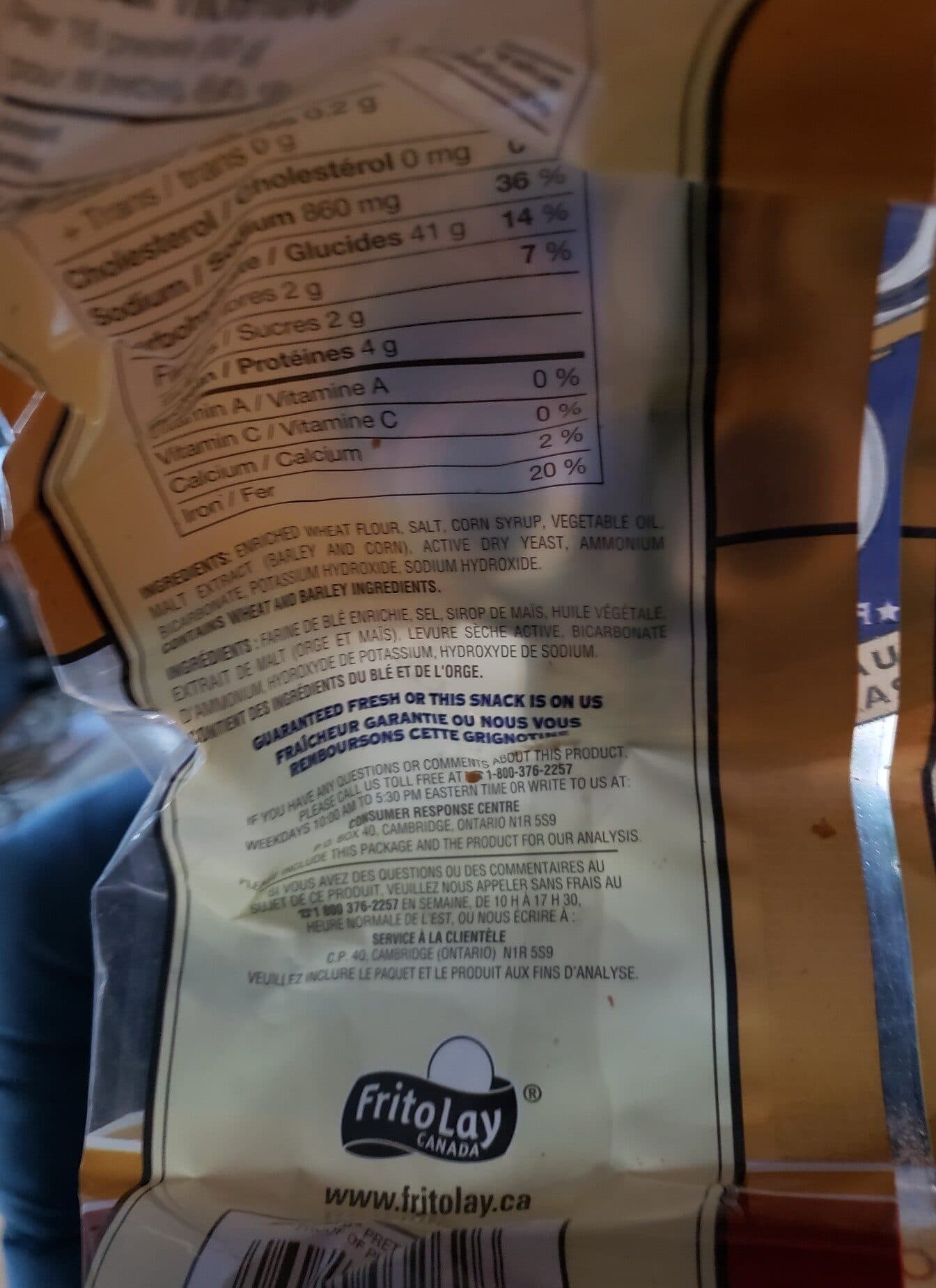 Frito Lay Bretzels packshot