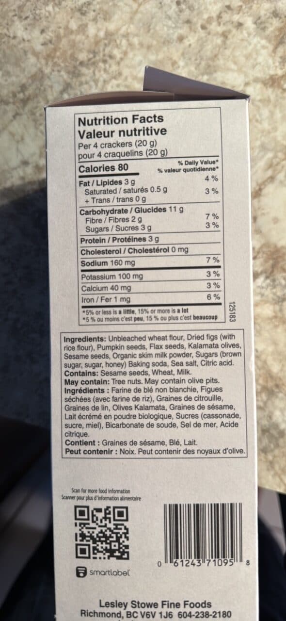 lesley stowe raincoast crisps fig and olive crackers packshot