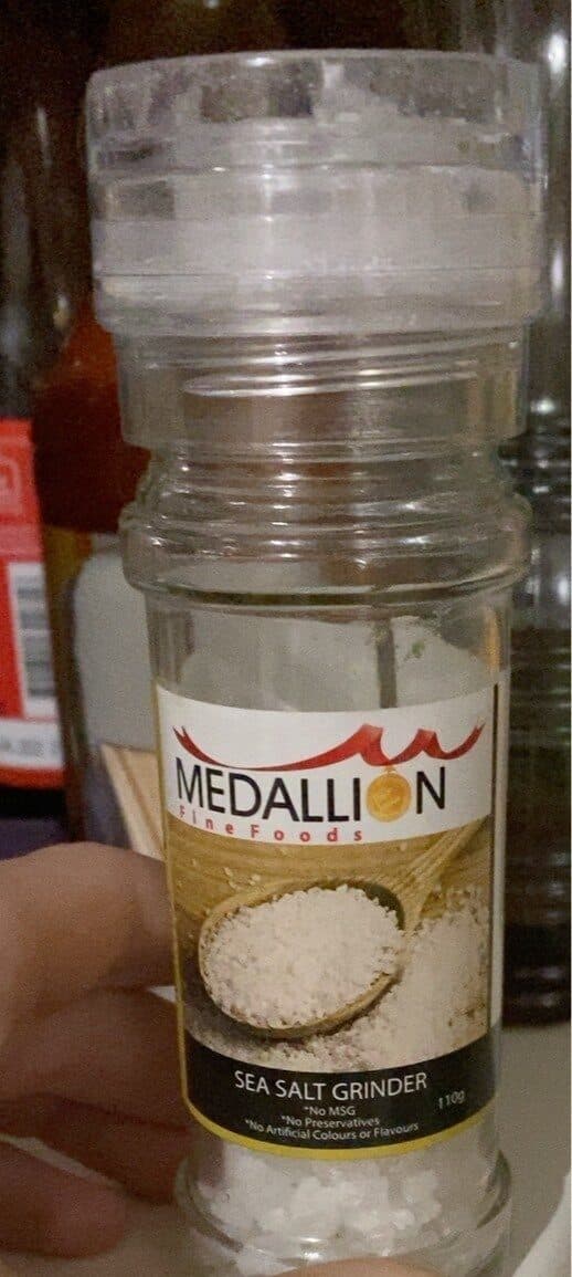 Medallion Sea salt grinder packshot