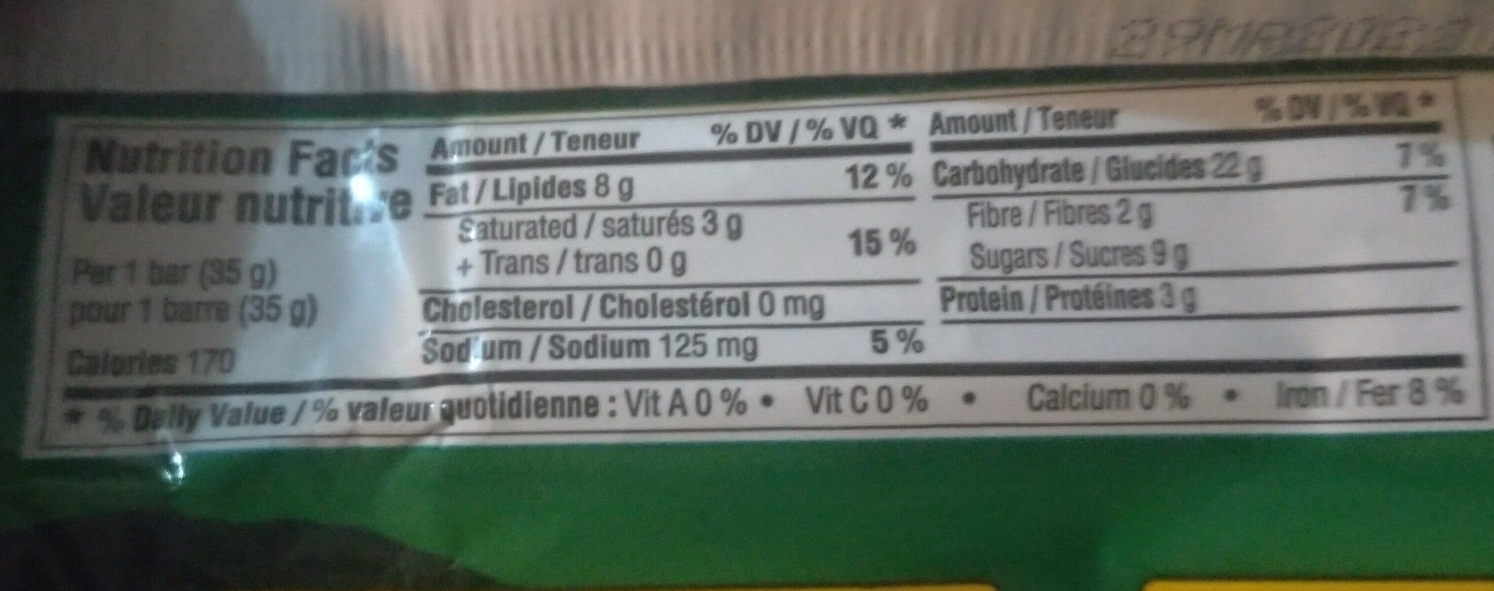 Nature Valley Barre Granola Chocolate noir et Noix packshot