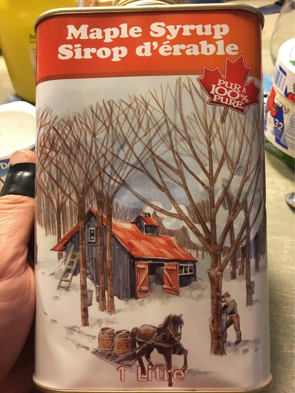 Turkey Hill Maple syrup packshot