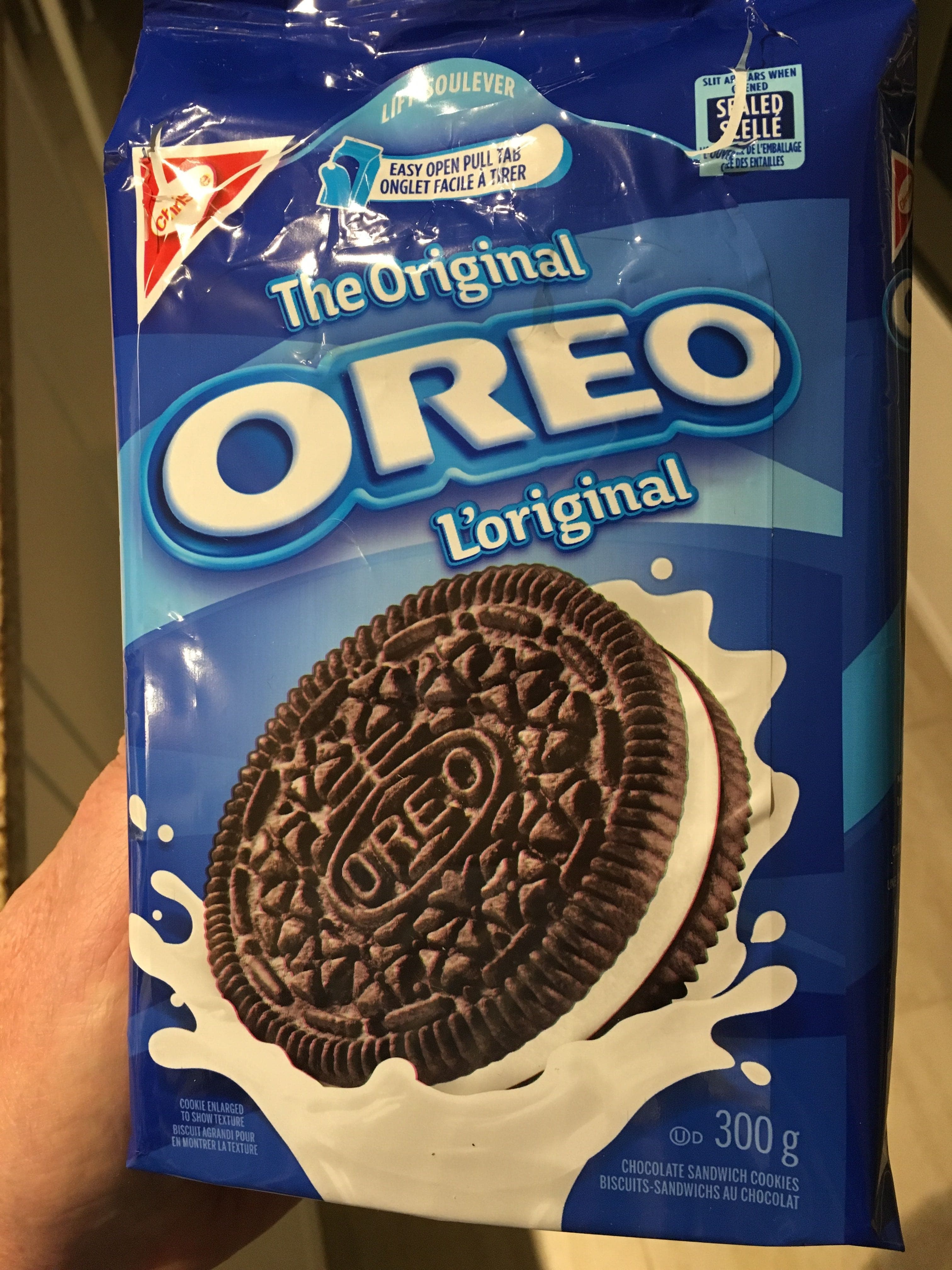 Christie Oreo packshot