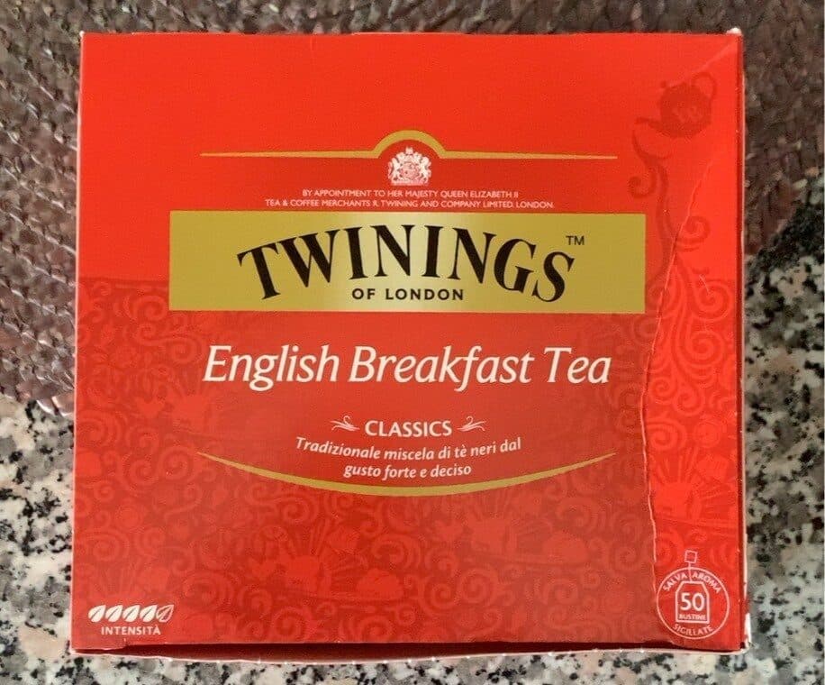 Twinings of London english breakfast tea packshot