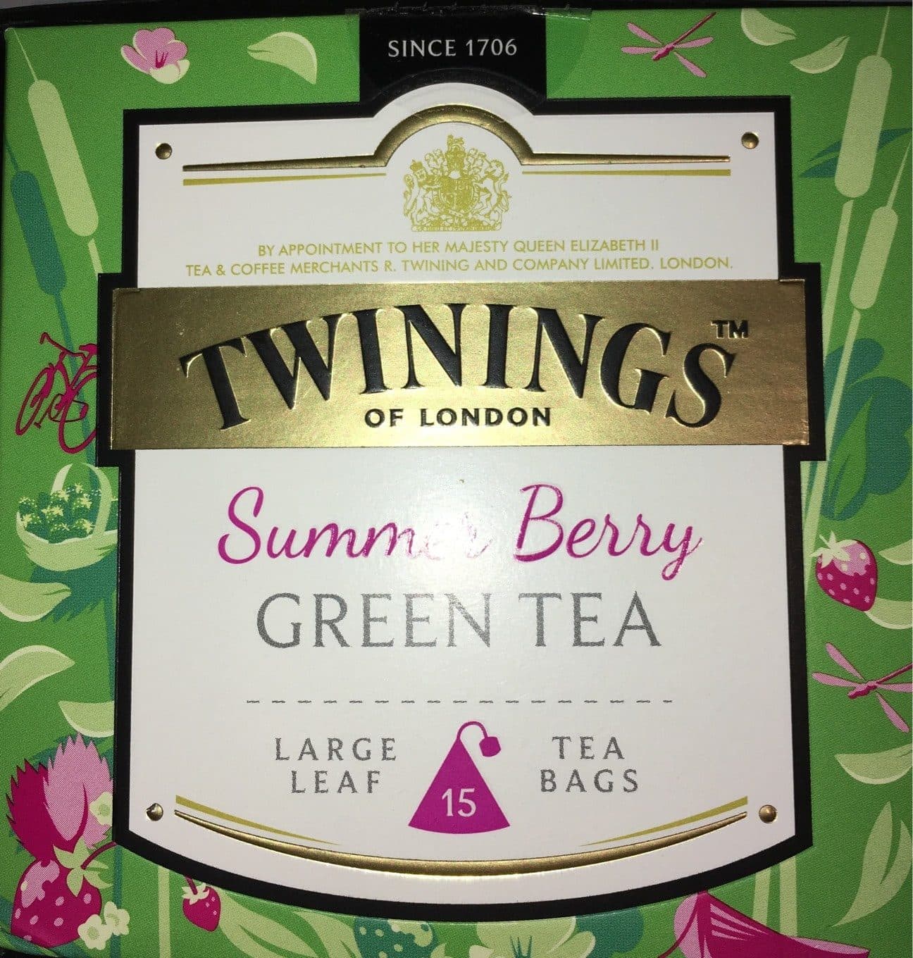 Twinings Summer Berry Green Tea packshot