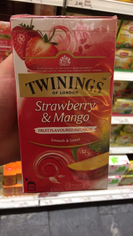 Twinings Of London Strawberry & Mango packshot