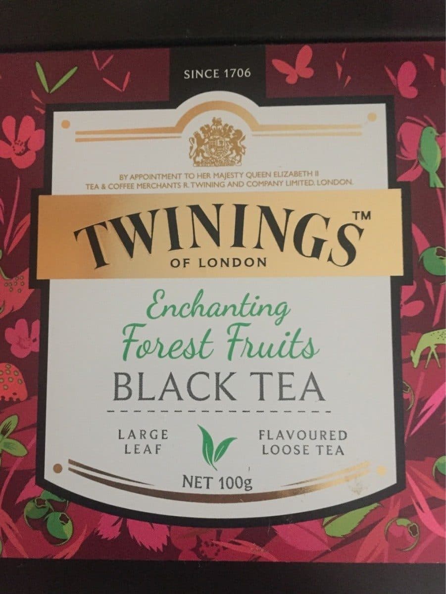 Twinings Enchanting forest fruits black tea packshot