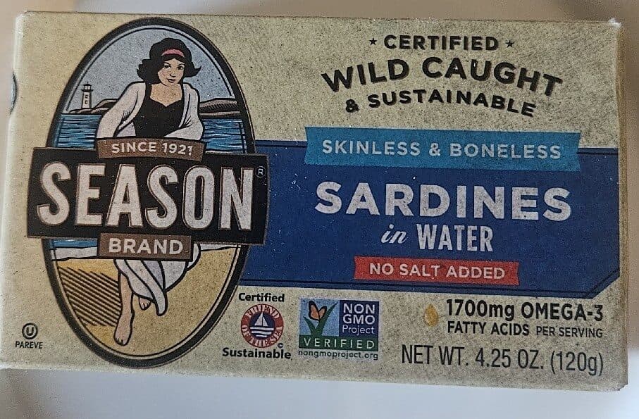 Season Season skinless and boneless sardines in water packshot