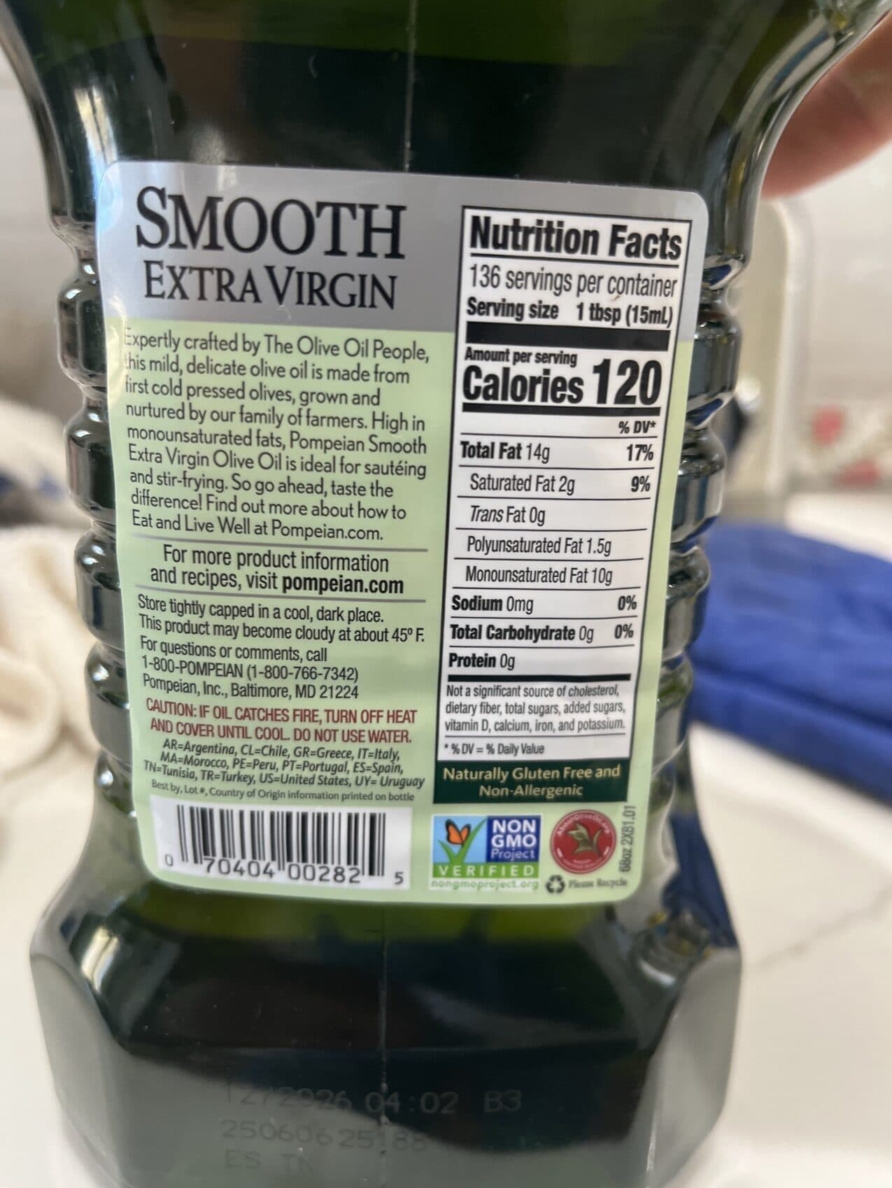 Pompelian Extra Virgin Olive Oil Smooth packshot