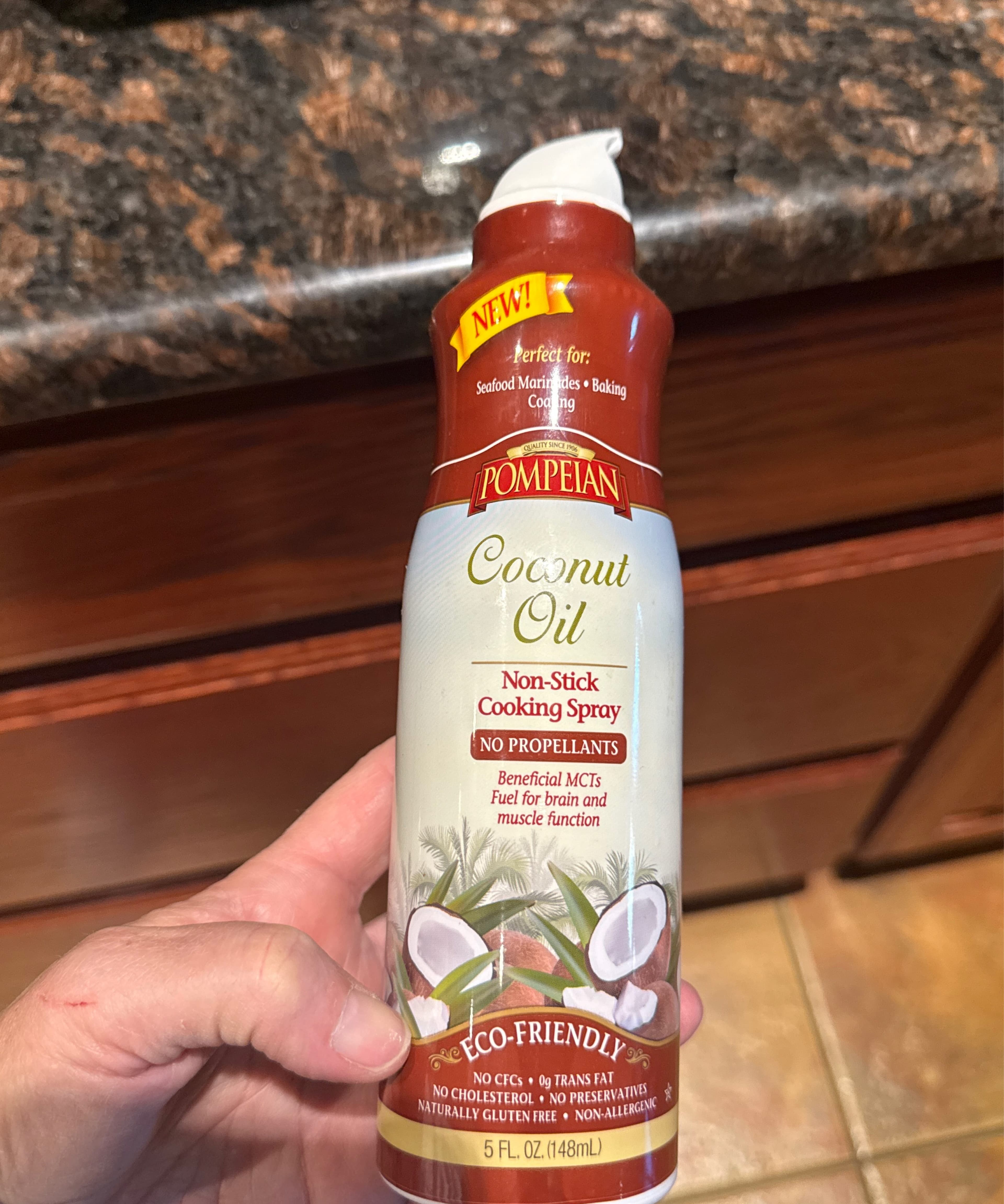 Pompeian Inc Coconut oil cooking spray packshot