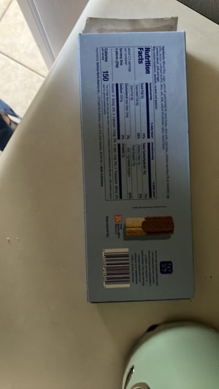 Bahlsen Chocolate wafers packshot