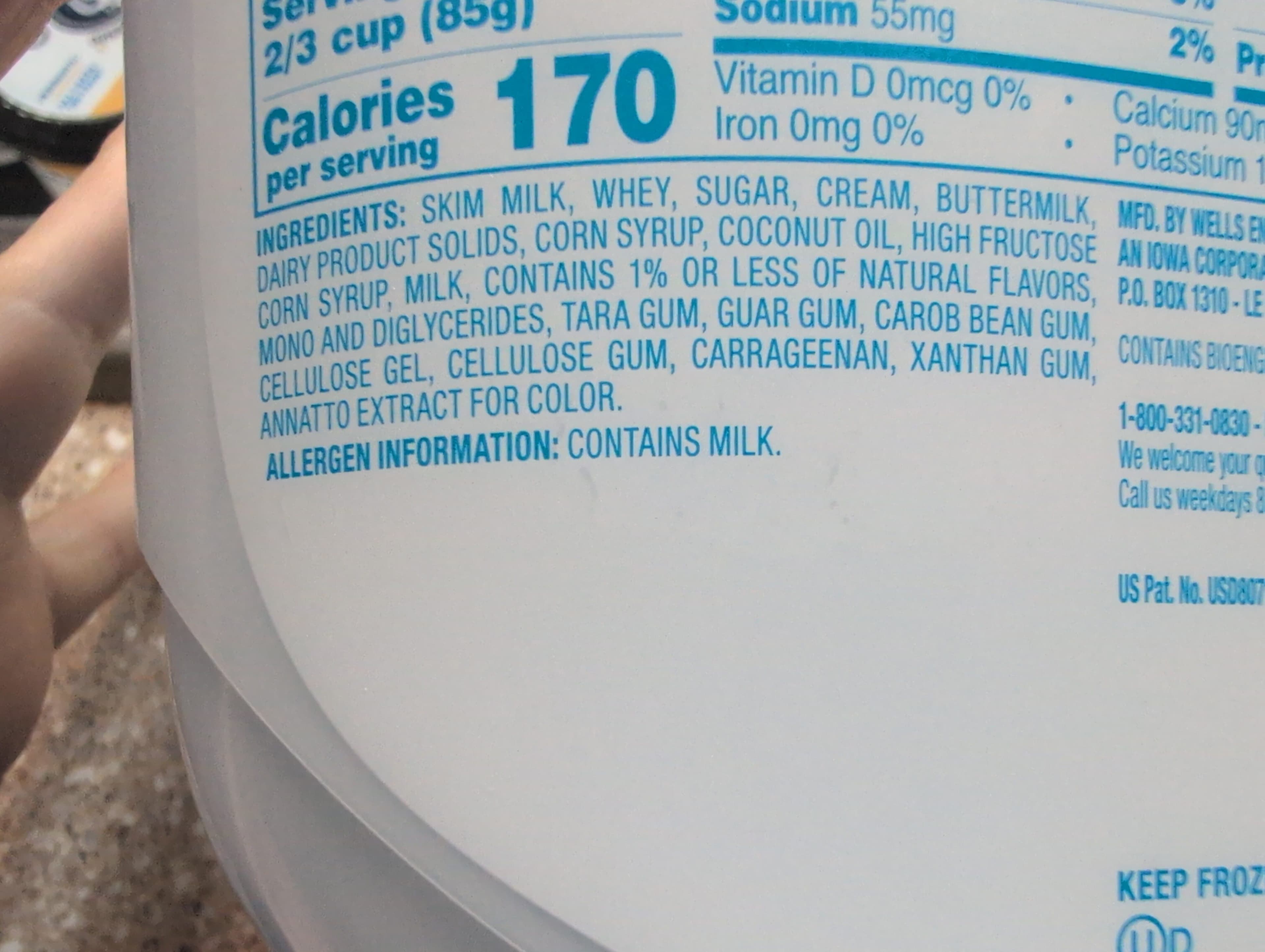 Blue Bunny Premium ice cream, vanilla packshot