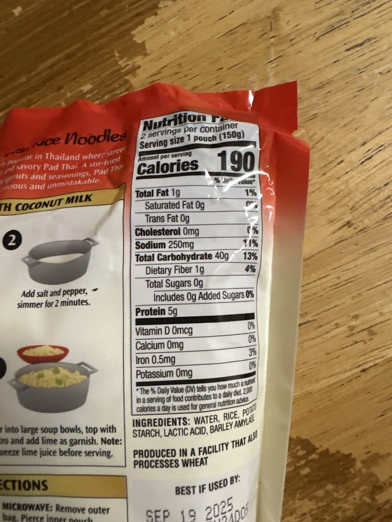 Panos Pad thai packshot