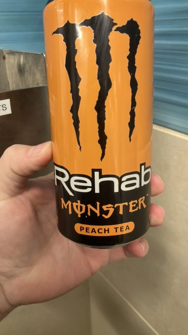 Monster Rehab Monster Peach Tea packshot