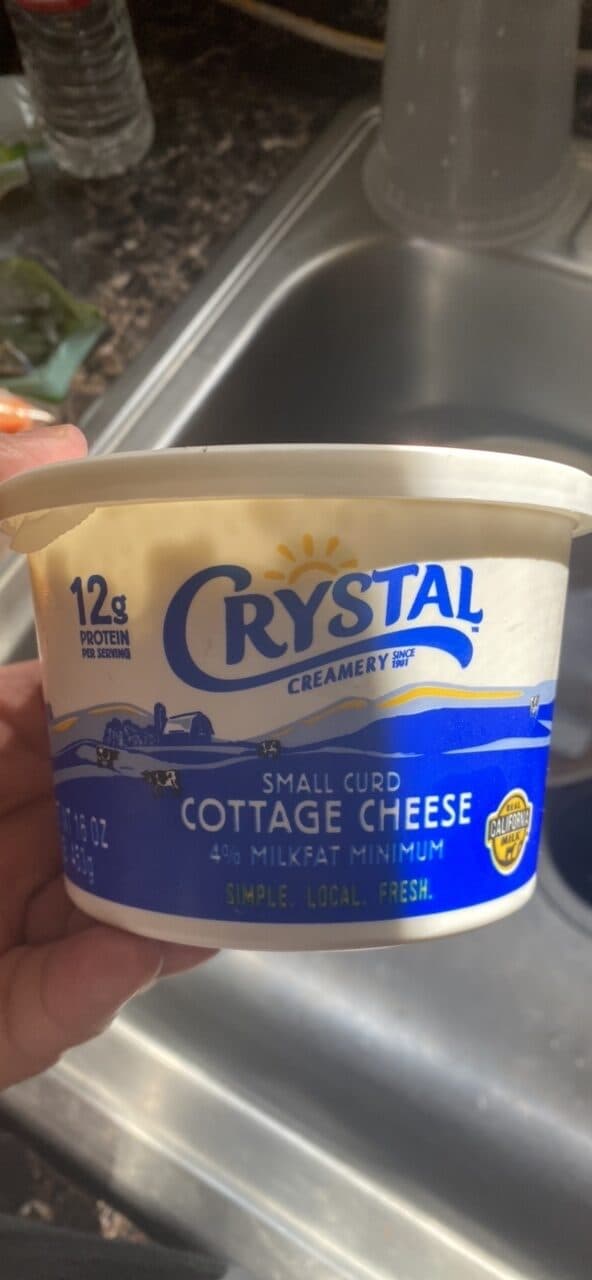 Crystal Creamery Small Curd Cottage Cheese packshot
