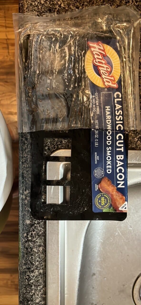 Hatfield Classic Cut Bacon Hardwood Smoked packshot