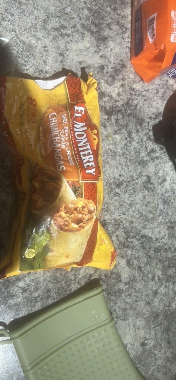 El Monterey Beef, Bean & Cheese Flavor Chimichangas packshot