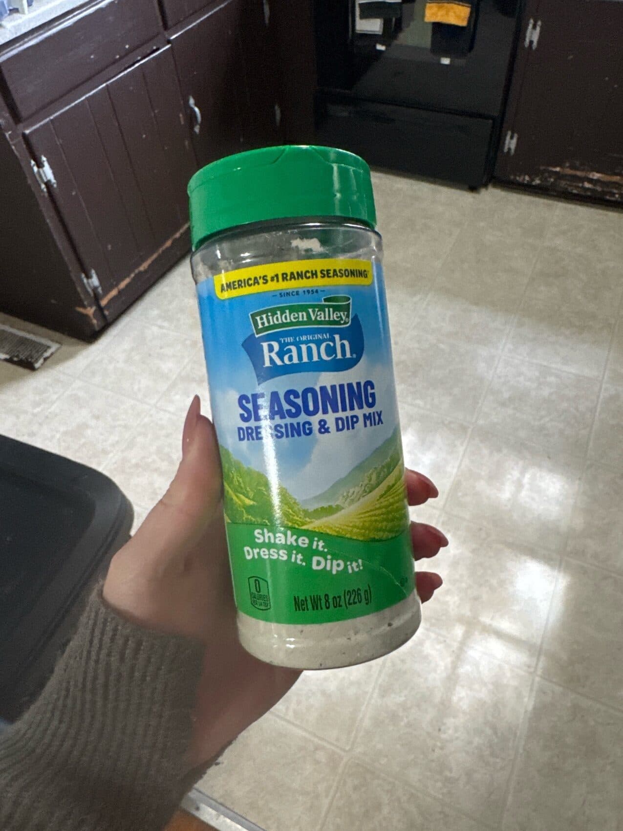 Hidden Valley SEASONING DRESSING & DIP MIX packshot