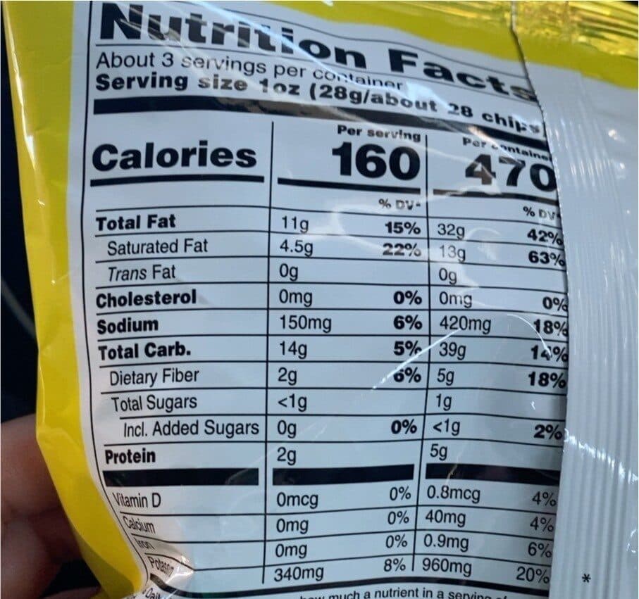 Calbee Seaweed & Salt Flavored Potato Chips packshot