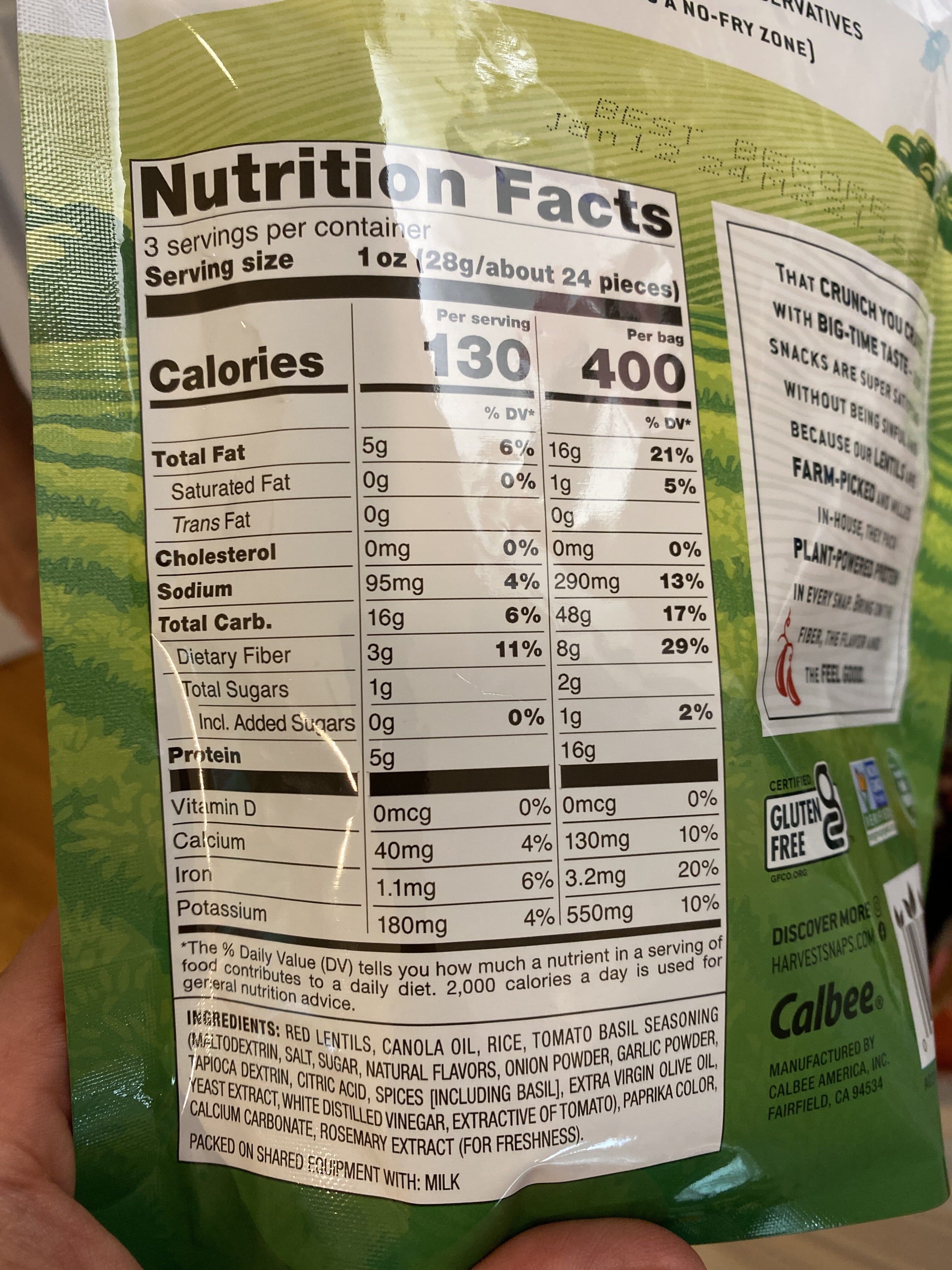 HARVEST SNAPS CAESAR Crispy Baked Veggie Snacks packshot