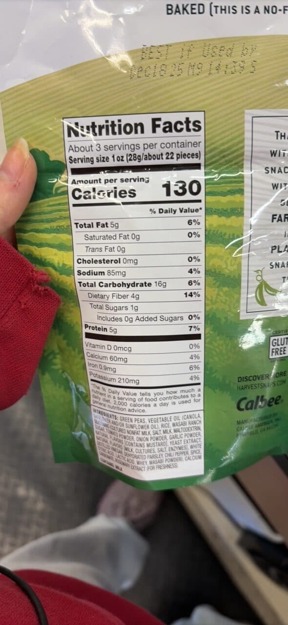Calbee HARVEST SNAPS WASABI RANCH BAKED GREEN PEA SNACKS packshot