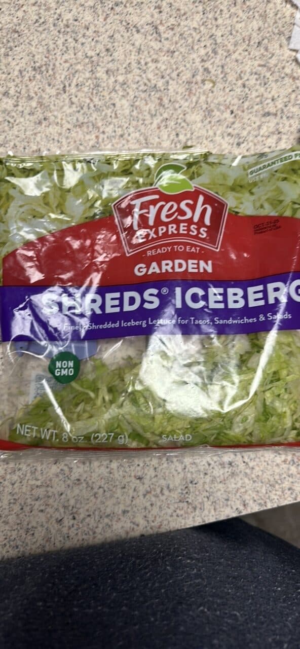 FRESH EXPRESS SHREDS ICEBERG packshot