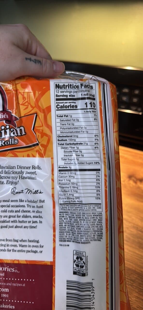 Aunt Millie's Hawaiian Dinner Rolls packshot